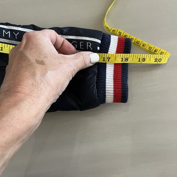 Tommy Hilfiger Unisex Kids Puffer Coat Jacket Hood Faux Fur Heart Logo 6X Blue - Picture 11 of 11